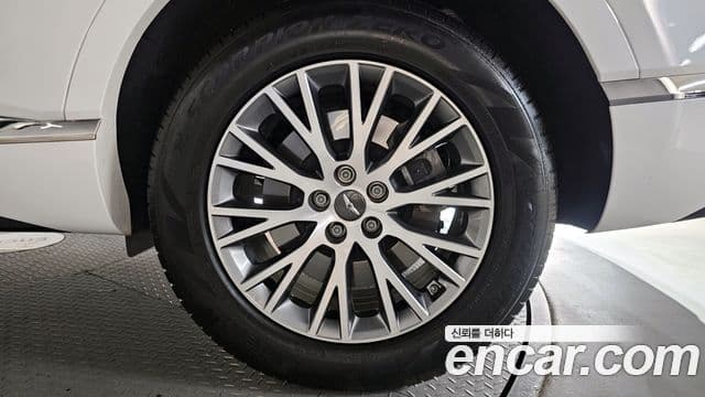 Genesis GV80 2023 — Photo 10/30