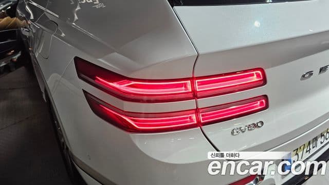 Genesis GV80 2023 — Photo 30/30
