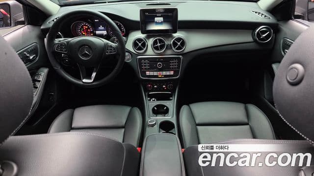 Mercedes-Benz GLA-Class 2019 — Фото 7/20