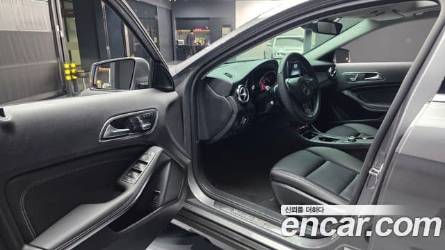 Mercedes-Benz GLA-Class 2019 — Фото 10/20
