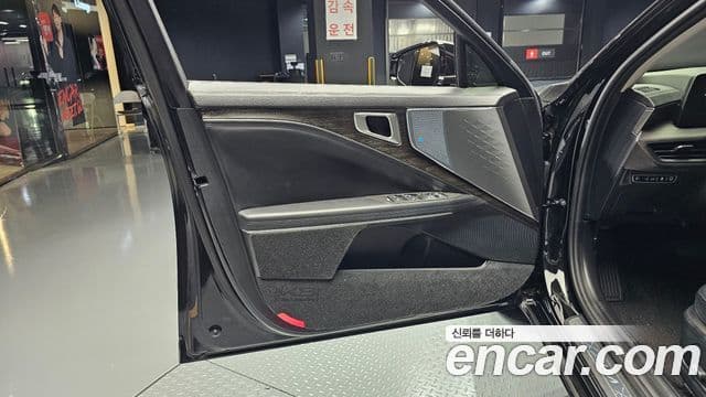 Kia K8 2021 — Photo 19/30