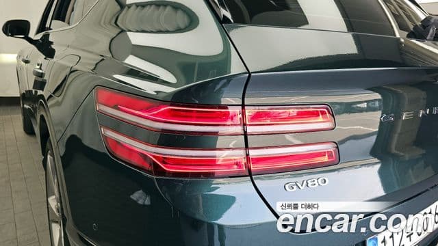 Genesis GV80 2021 — ფოტო 27/34
