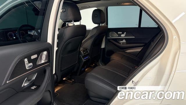 Mercedes-Benz GLE-Class 2025 — Фото 12/20