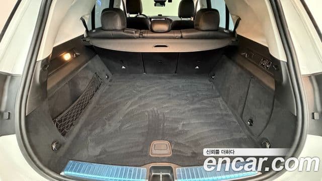 Mercedes-Benz GLE-Class 2025 — Фото 19/20