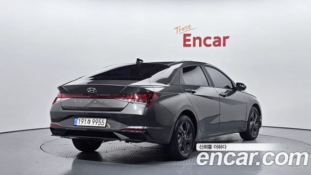 Hyundai The New Avante Hybrid 2023 — Photo 16/20