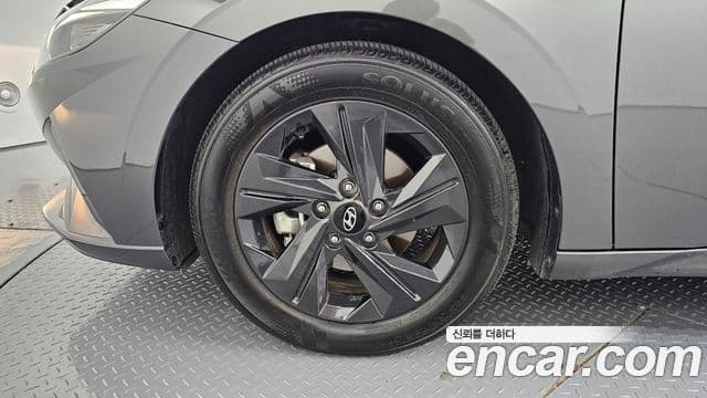 Hyundai The New Avante Hybrid 2023 — Photo 20/20