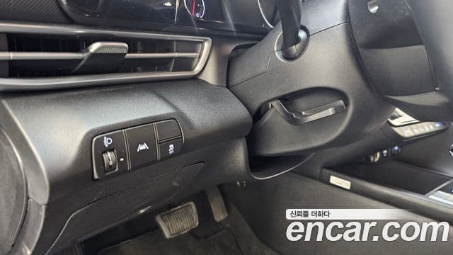 Hyundai The New Avante Hybrid 2023 — Photo 6/20