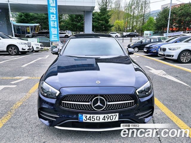 Mercedes-Benz E-Class 2020 — Фото 2/20