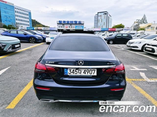 Mercedes-Benz E-Class 2020 — Фото 5/20