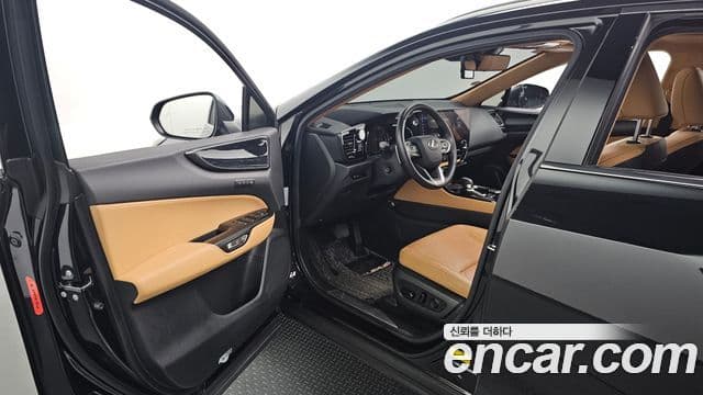 Lexus NX350h 2023 — ფოტო 10/20