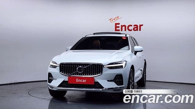Volvo XC60 2023 — Şəkil 2/20