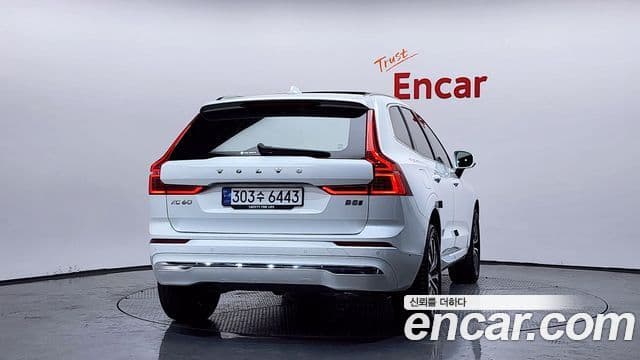Volvo XC60 2023 — Şəkil 3/20