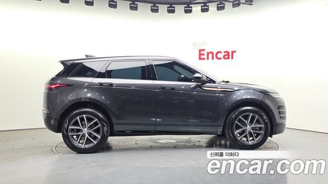 Land Rover Range Rover Evoque 2025 — ფოტო 6/20