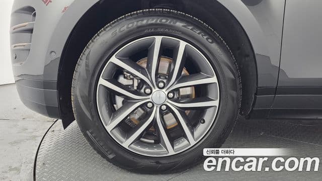 Land Rover Range Rover Evoque 2025 — ფოტო 9/20