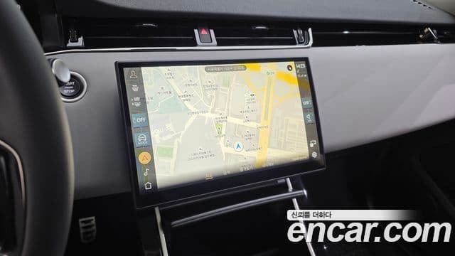 Land Rover Range Rover Evoque 2025 — ფოტო 14/20
