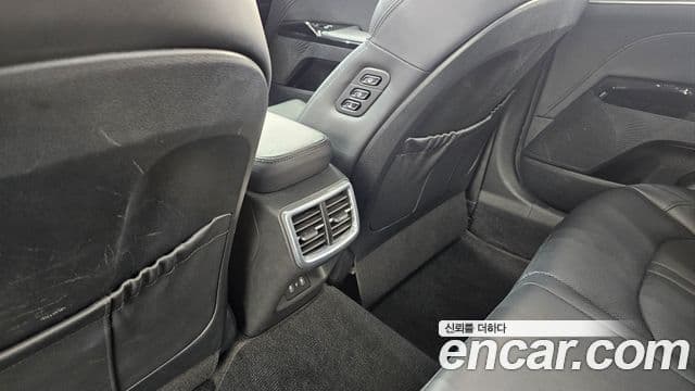 Kia K5 2024 — Şəkil 19/20