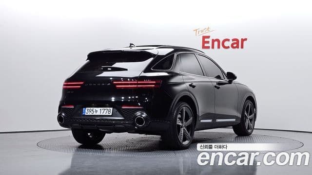 Genesis GV70 2021 — ფოტო 20/32