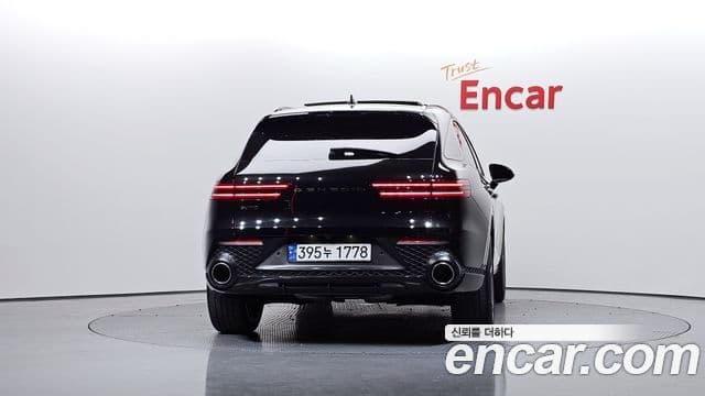 Genesis GV70 2021 — ფოტო 30/32
