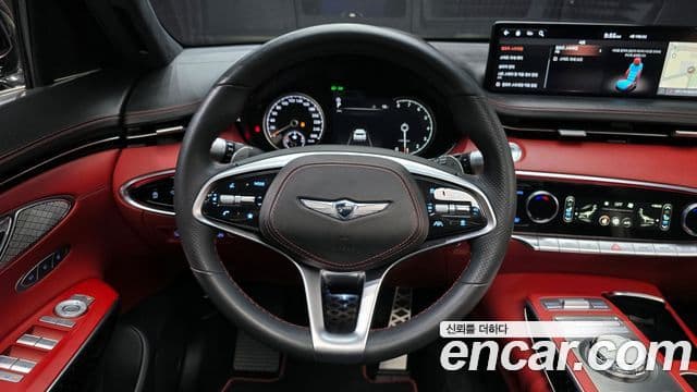 Genesis GV70 2021 — ფოტო 27/32