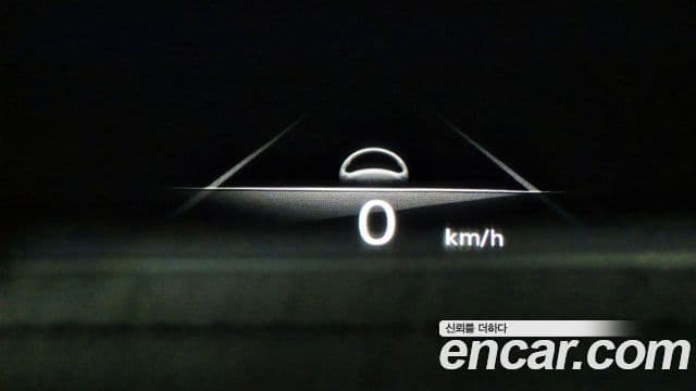 Genesis GV70 2021 — ფოტო 19/32