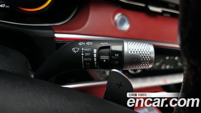 Genesis GV70 2021 — ფოტო 32/32