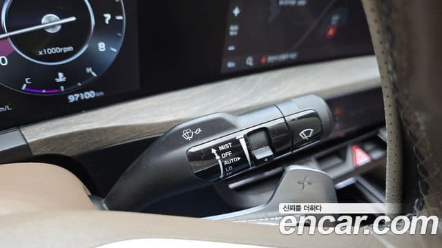 Kia K8 2021 — Şəkil 16/20