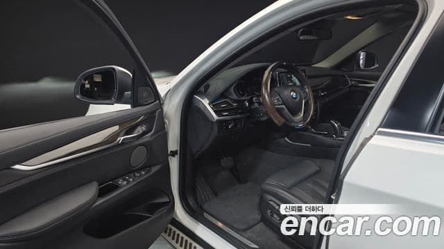 BMW X6 2019 — Şəkil 10/20