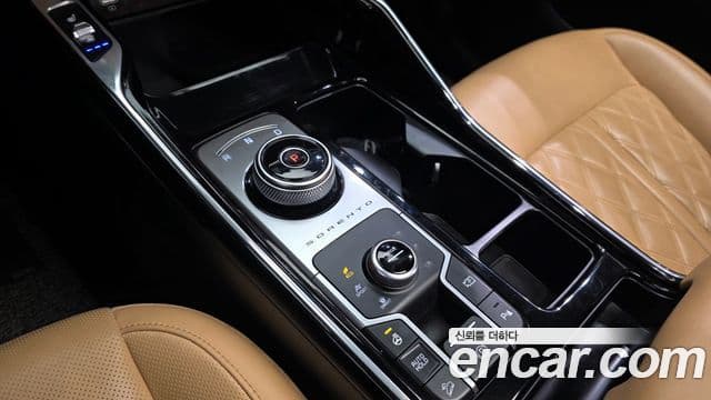 Kia Sorento 2021 — ფოტო 9/20