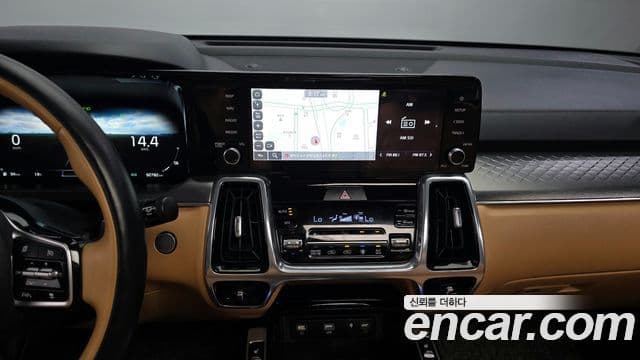 Kia Sorento 2021 — ფოტო 14/20