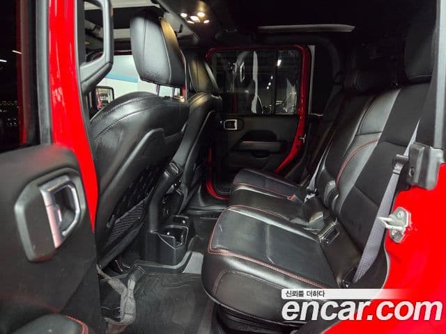 Jeep Gladiator 2021 — Photo 15/20