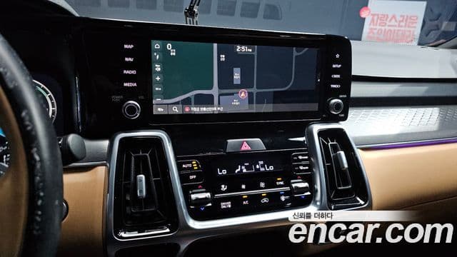 Kia Sorento 2022 — ფოტო 15/20
