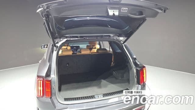 Kia Sorento 2022 — ფოტო 20/20