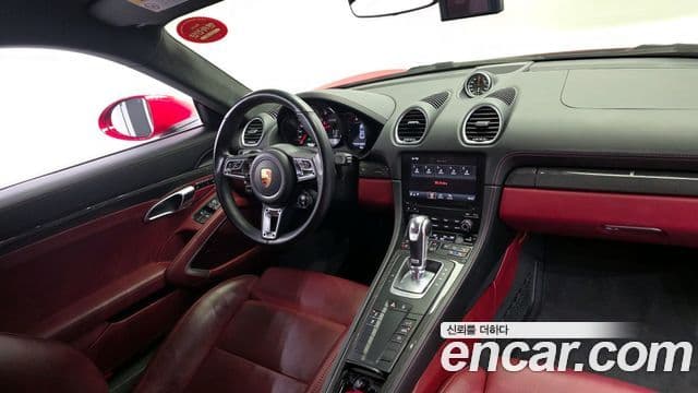 Porsche 718 Cayman 2019 — Photo 7/20