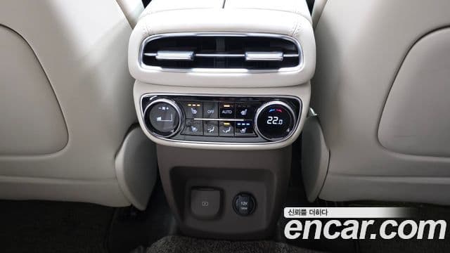 Genesis GV80 2021 — Şəkil 19/20