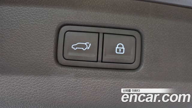 Genesis GV80 2021 — ფოტო 22/35