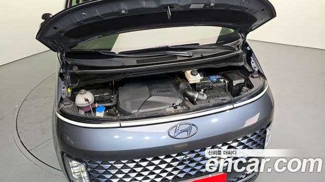Hyundai Staria 2021 — ფოტო 6/20