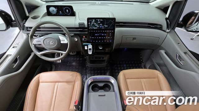 Hyundai Staria 2021 — ფოტო 7/20