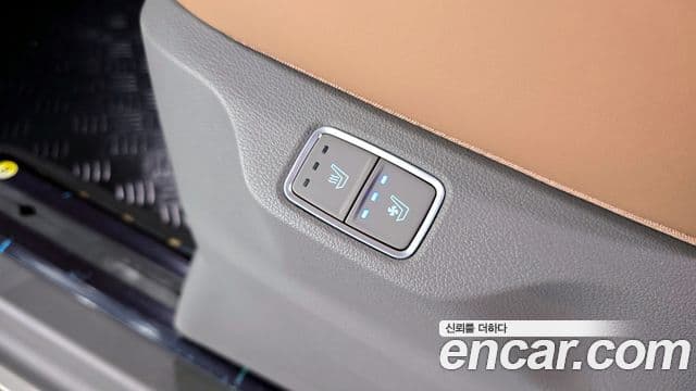 Hyundai Staria 2021 — Photo 21/34