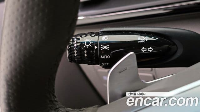 Hyundai Staria 2021 — Photo 32/34