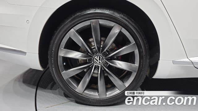 Volkswagen Arteon 2022 — ფოტო 5/20