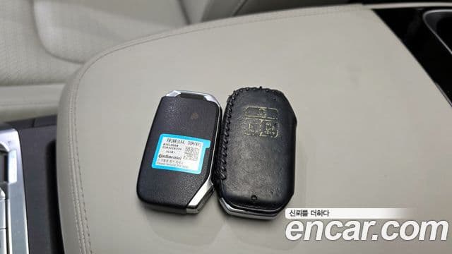 Kia Carnival 2021 — Photo 35/35