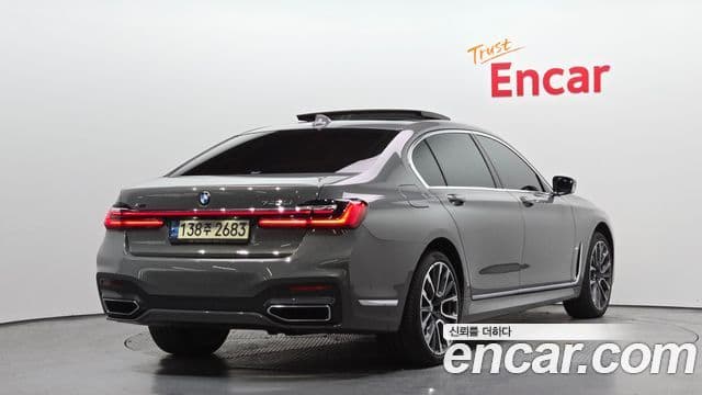BMW 7 Series 2021 — Şəkil 2/20
