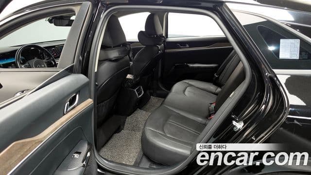Kia K5 2020 — ფოტო 6/30