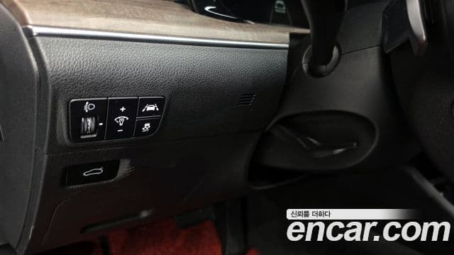 Kia K5 2020 — ფოტო 19/30