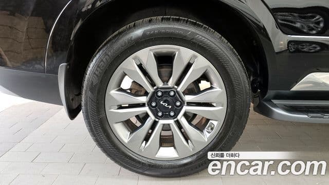 Kia Mohave The Master 2022 — ფოტო 16/32