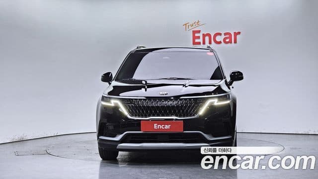 Kia Carnival 2021 — Фото 3/20