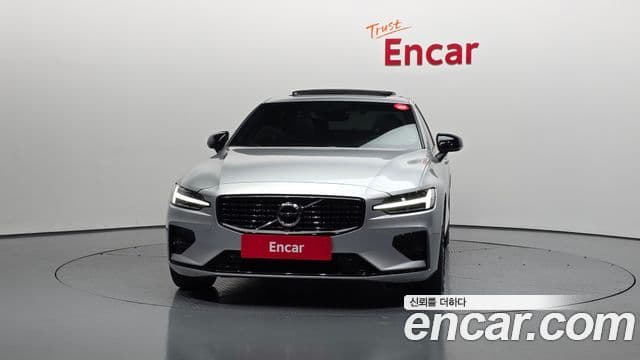 Volvo S60 2022 — Şəkil 3/20