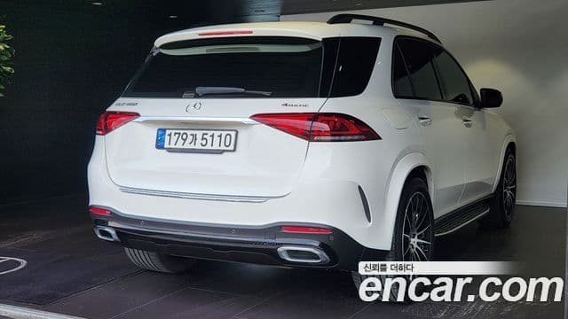 Mercedes-Benz GLE-Class 2022 — ფოტო 12/19