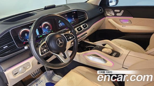 Mercedes-Benz GLE-Class 2022 — ფოტო 17/19