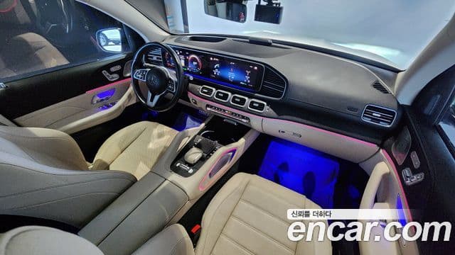 Mercedes-Benz GLE-Class 2022 — ფოტო 8/19